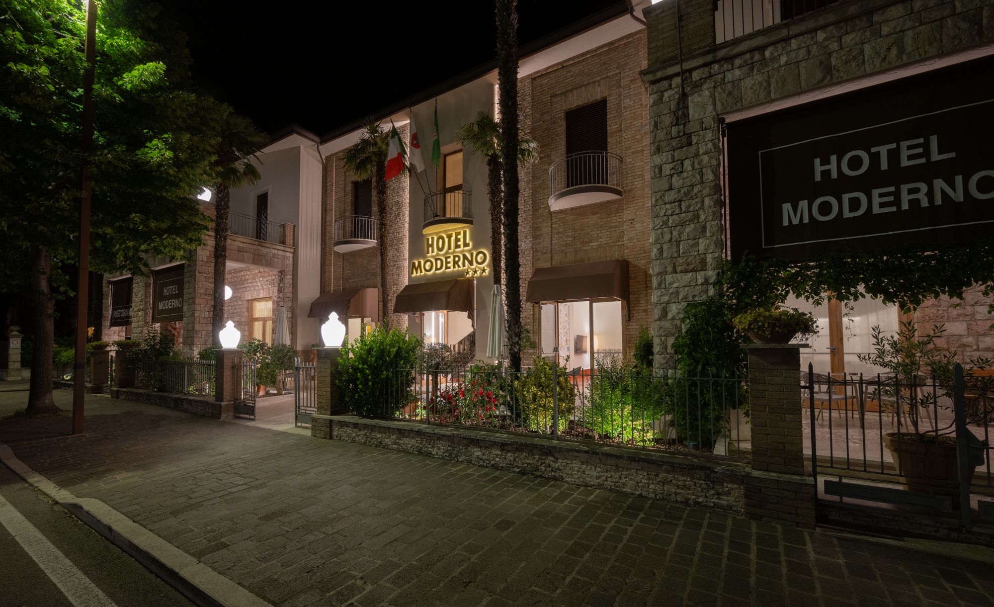 Galleria: immagine 7 di 77